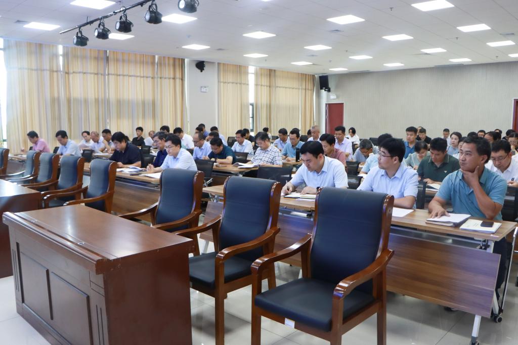 20240725永利官网召开预评估工作安排会 (3).jpg
